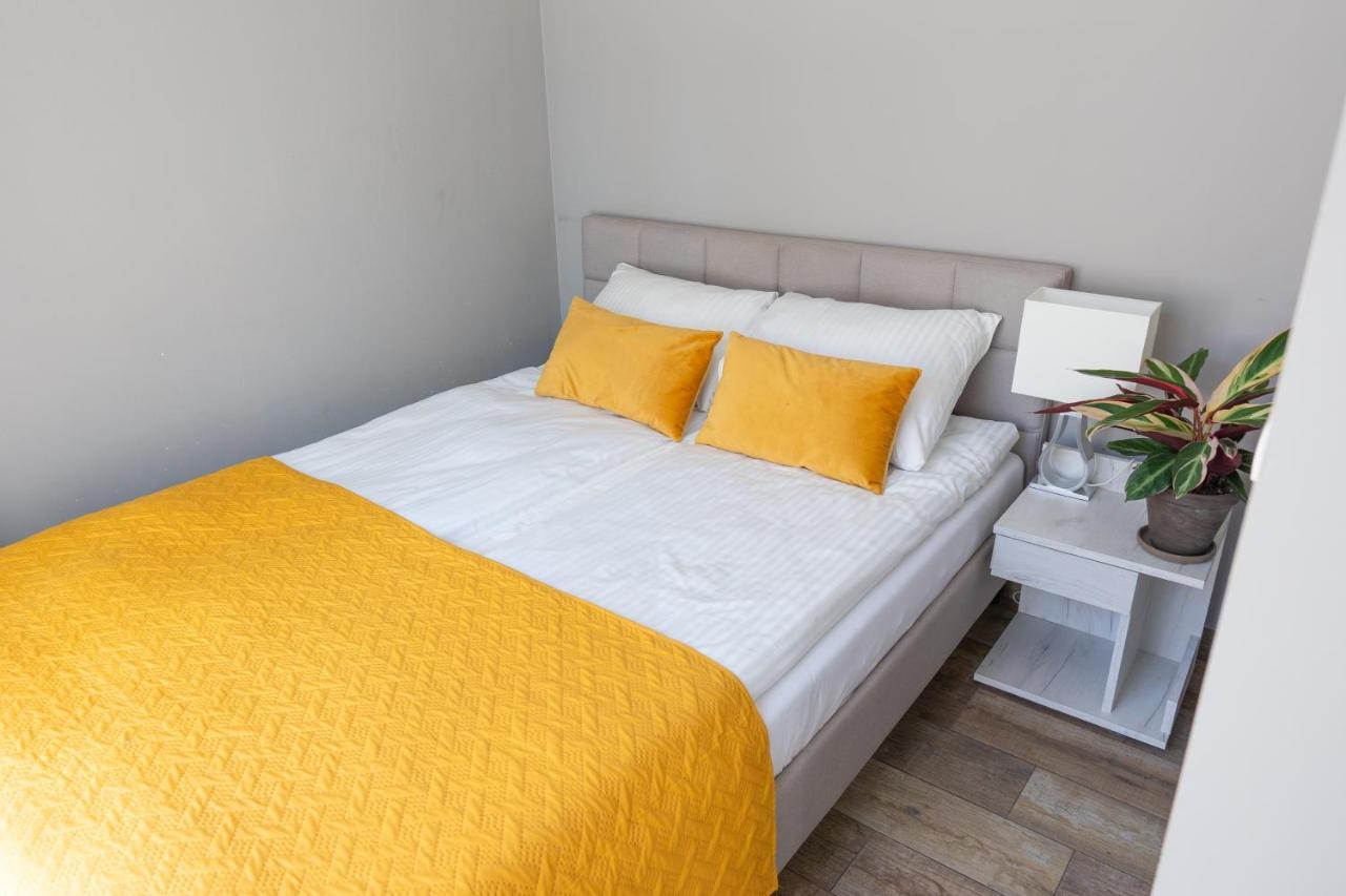 Moon Apartments Poznan Ngoại thất bức ảnh