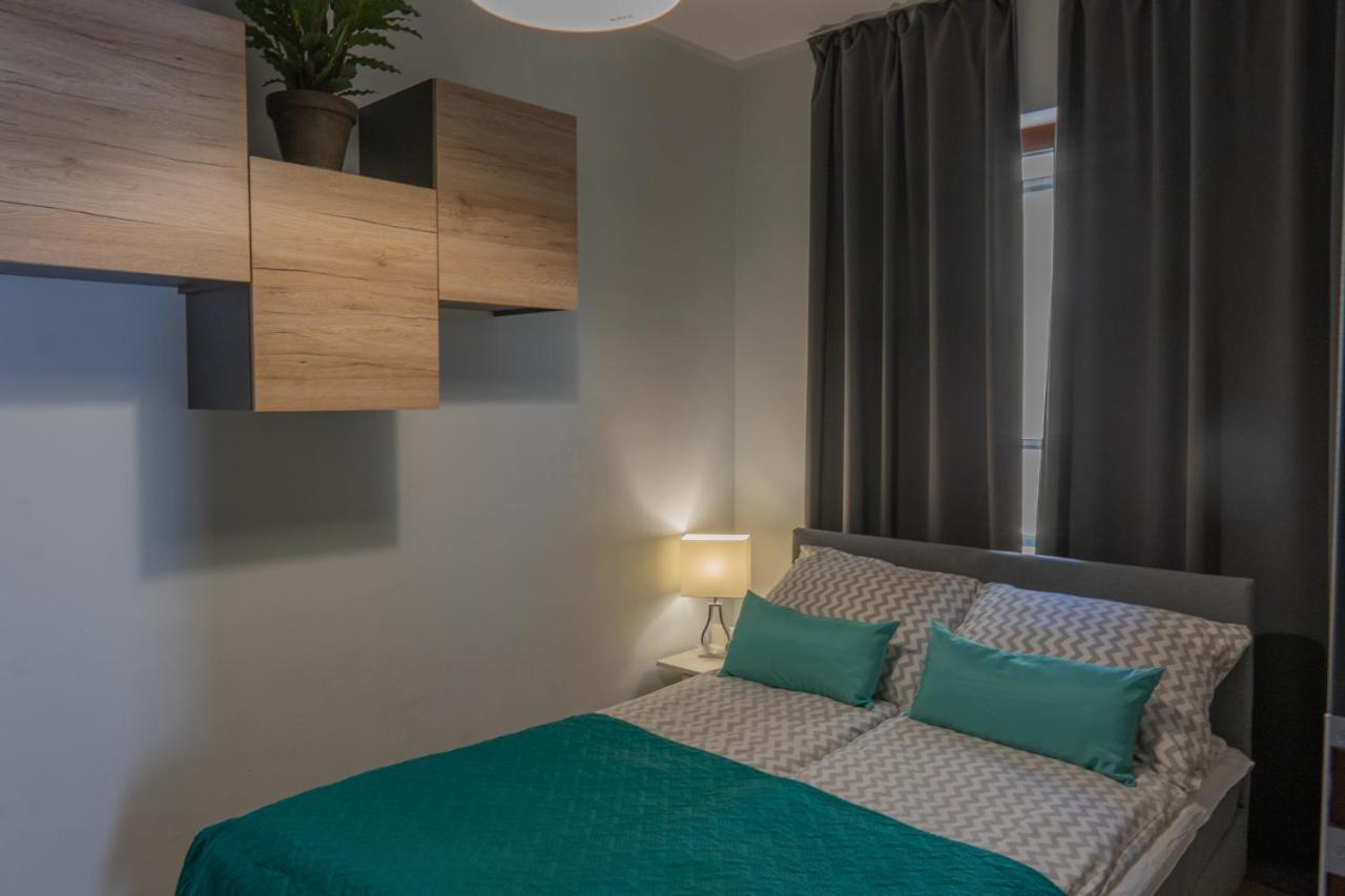 Moon Apartments Poznan Ngoại thất bức ảnh