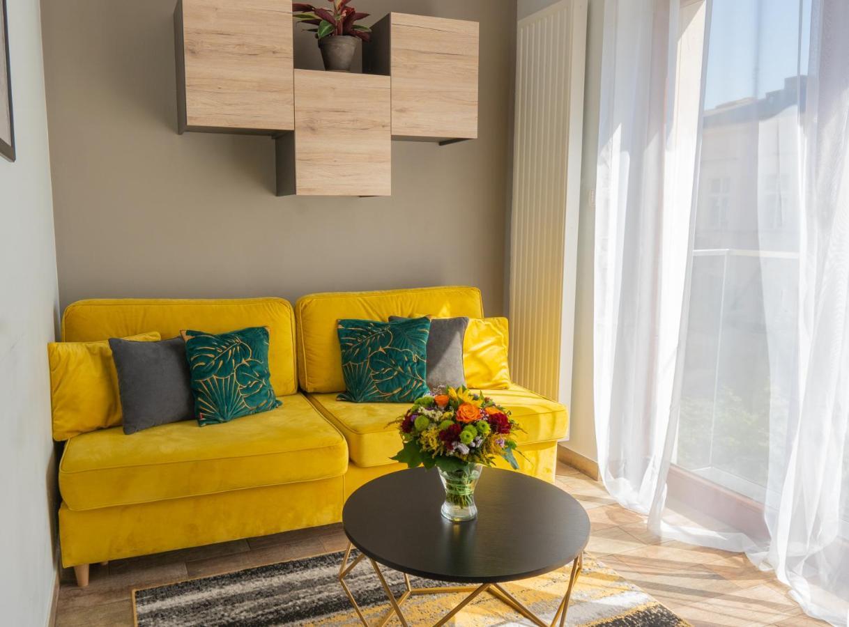 Moon Apartments Poznan Ngoại thất bức ảnh