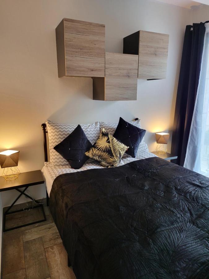 Moon Apartments Poznan Ngoại thất bức ảnh