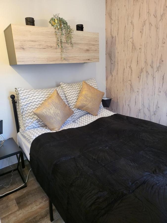 Moon Apartments Poznan Ngoại thất bức ảnh